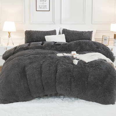 Andency Faux Fur Dark Grey Comforter Full Size, 3 Pieces Fluffy Fuzzy Plush Gray Bedding Comforter Set (1 Shaggy Velvet Comforter & 2 Pillowcases), Soft Puffy Comfy Bedding Set