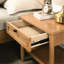 Table de chevet pour chambre à coucher en noyer - avec tiroir simple et tablette pour un accessoire esthétique élégant