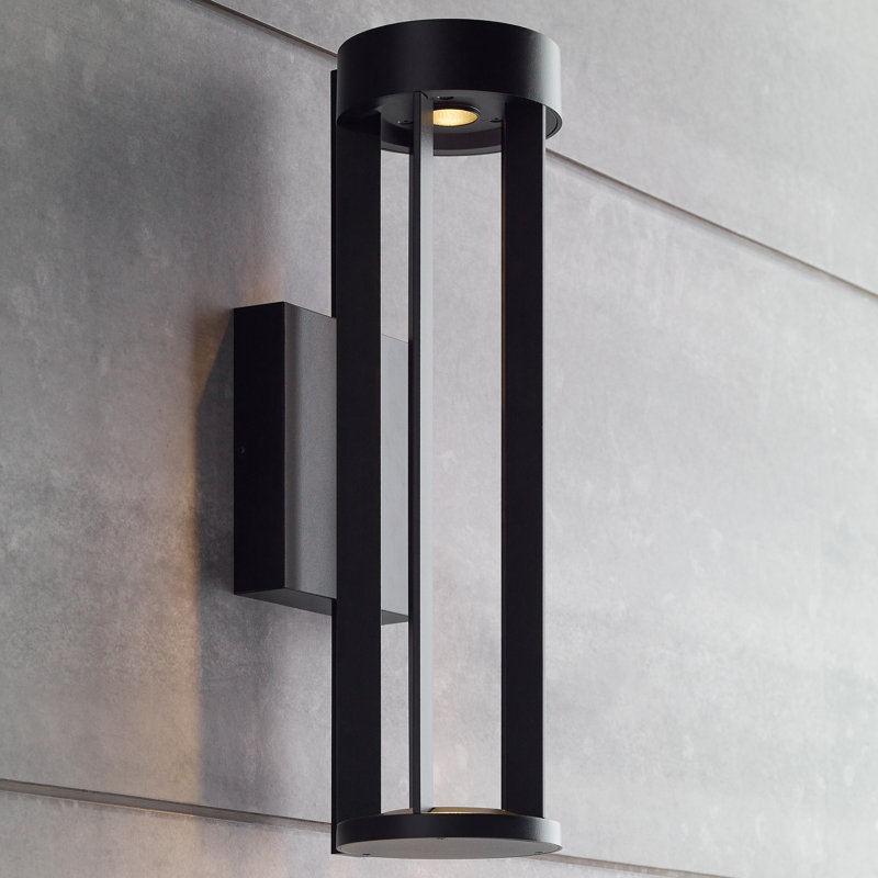 Turbo LED Outdoor Armed Sconce, Black