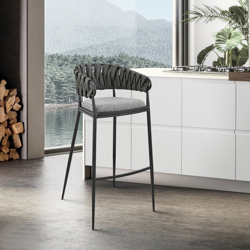 Tabouret de bar 30 po Zaren en métal noir avec tissu gris et similicuir