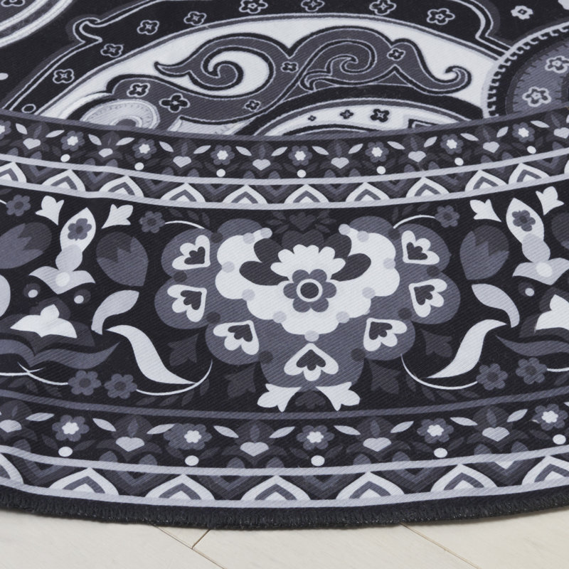 Cartrell Machine Washable Paisley Rug, Round 6'