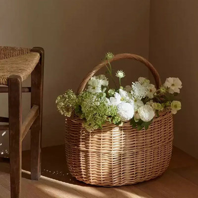 Panier en fleurs de saule