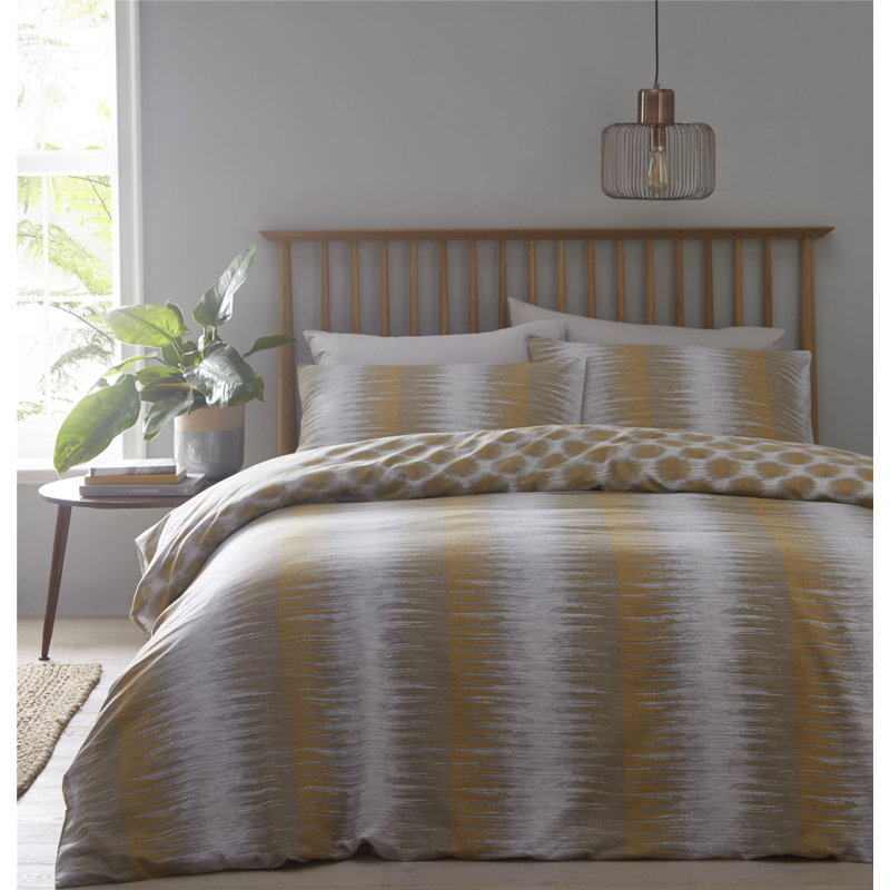 Jocquis Tribal Inspired Easycare Reversible Duvet Cover Set, Super King - 2 Standard Pillowcases, Ochre
