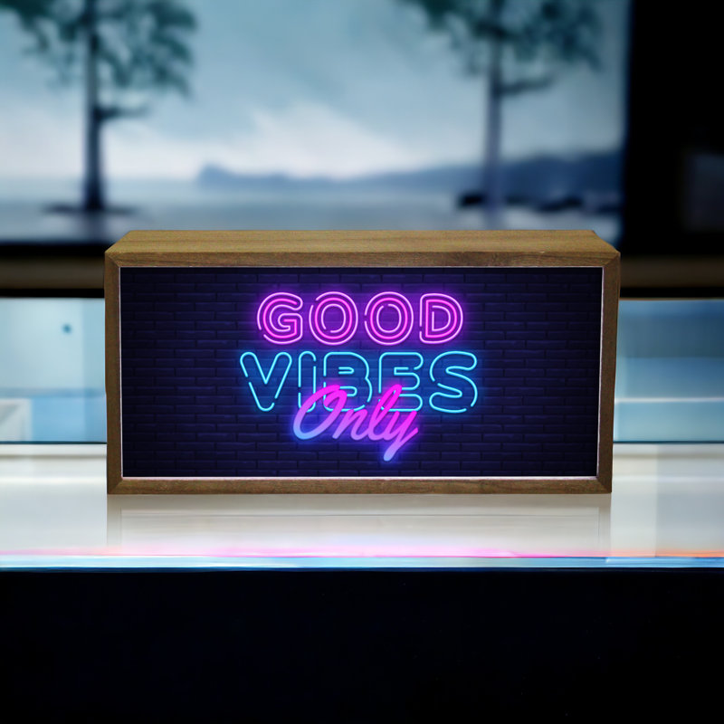 Piumafua Good Vibes Only 15" LED Sign