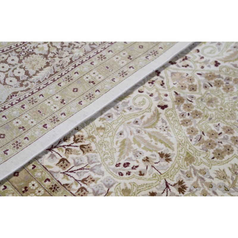 Hand-Knotted High-Quality Cream Area Rug