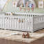 Grand lit pour enfant en pin massif avec lattes amovibles et garde-corps blanc doux