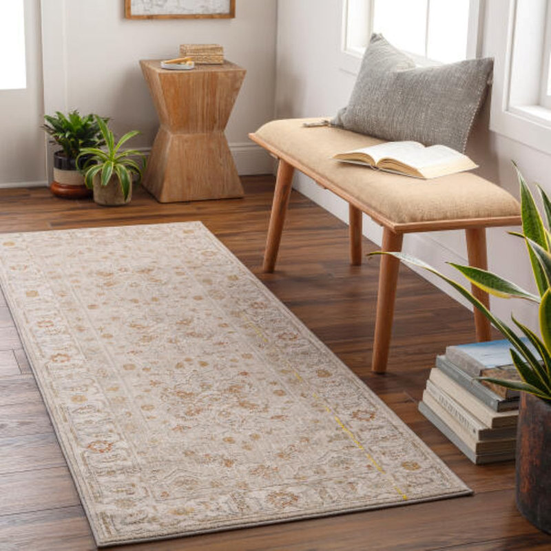 Tapis beige Finnlagh, Rectangle 5 pi x 7 pi 5 po