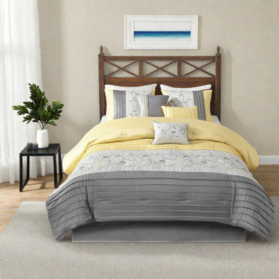Luxurious King Bedding Sets, Polyester Embroidered, Transitional Style For Home