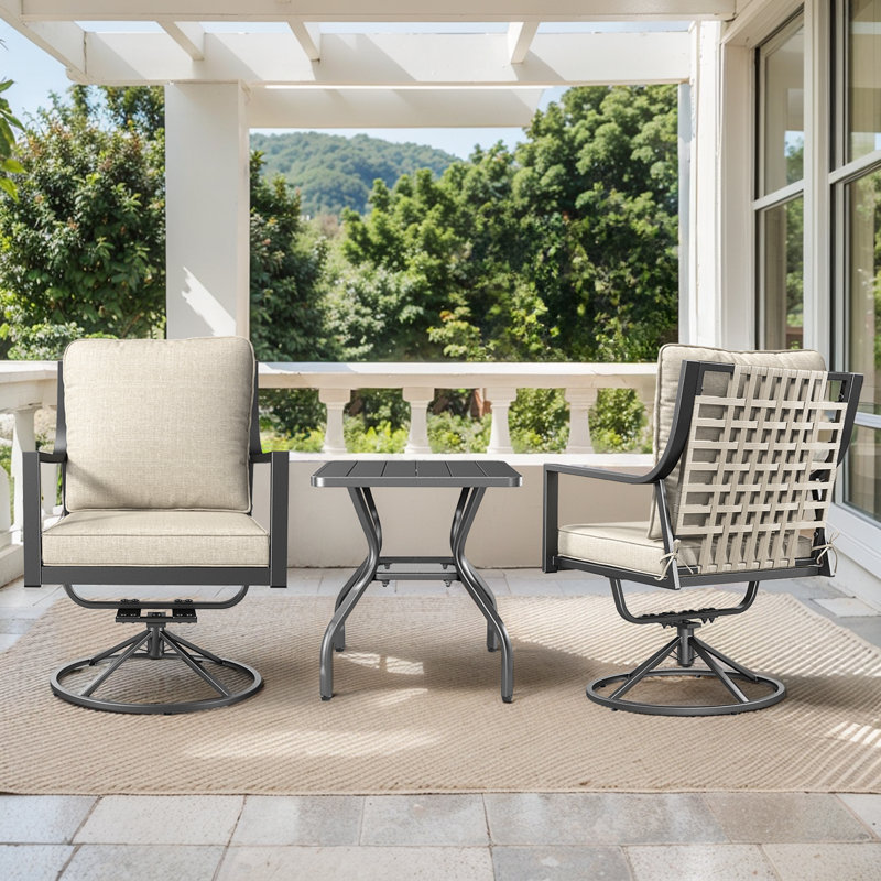 Ensemble de chaises de patio d'extérieur pivotantes avec table d'appoint Merlene