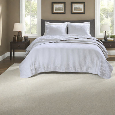 Elegant White Bedding Sets, Cotton Material, Farmhouse Style, Perfect For Any Season
