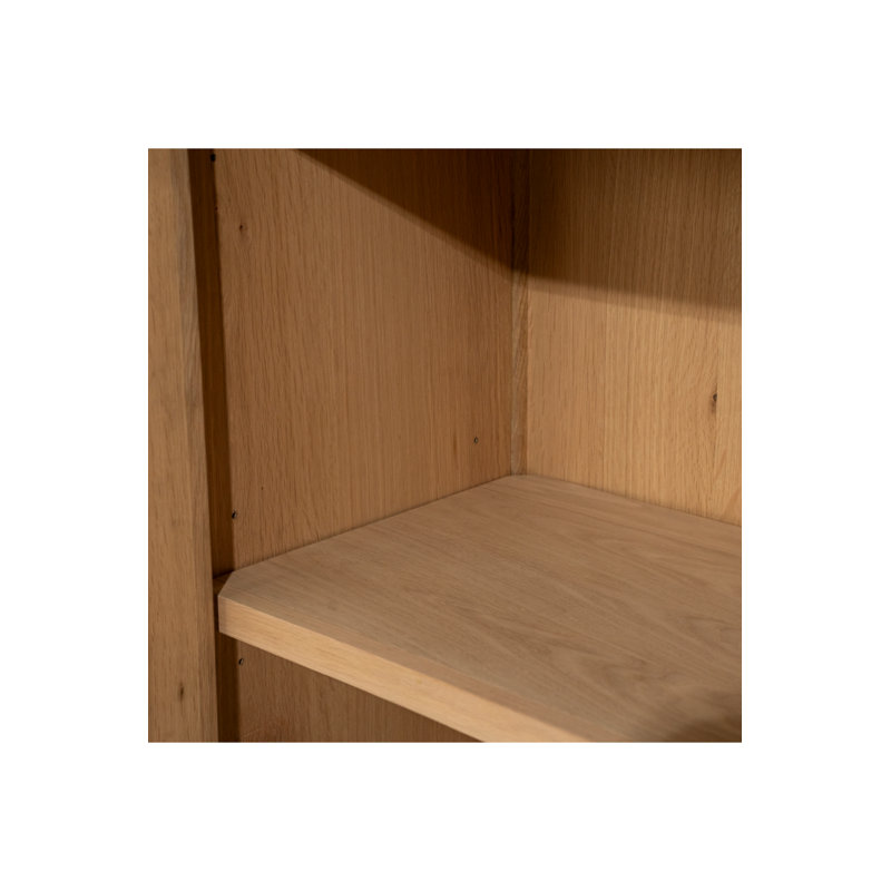 Jake Cabinet, Natural
