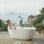 Baignoire de trempage autoportante à surface solide 67 po. X 33,46 po.