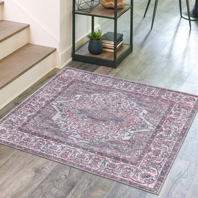 Tapis oriental beige / rose Guyer, Carré 7 pi 10 po