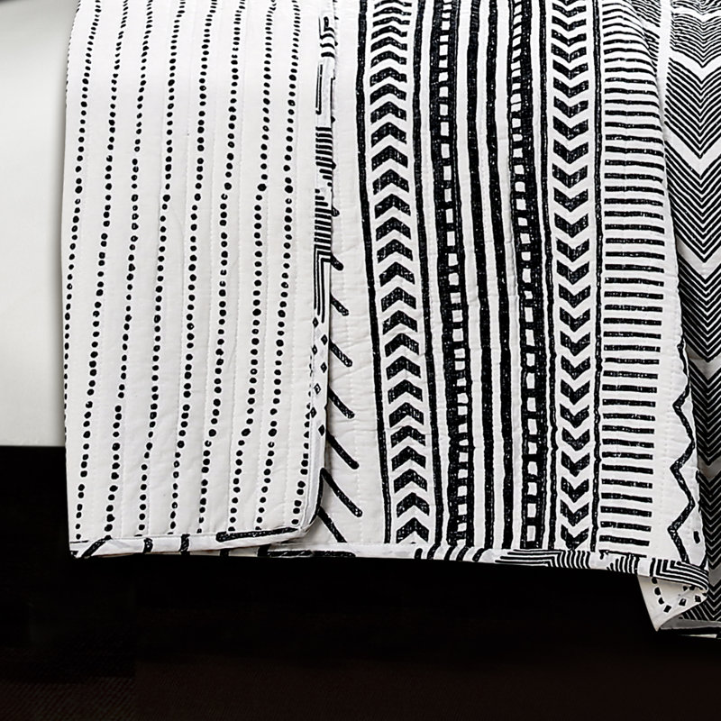 Lush Decor Hygge Geo Reversible Cotton Quilt Set, Black/White, Full/Queen Quilt + 2 Standard Shams