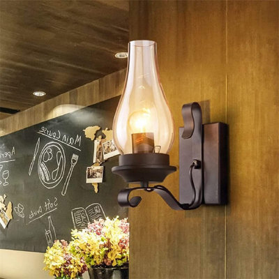 Joana Armed Sconce