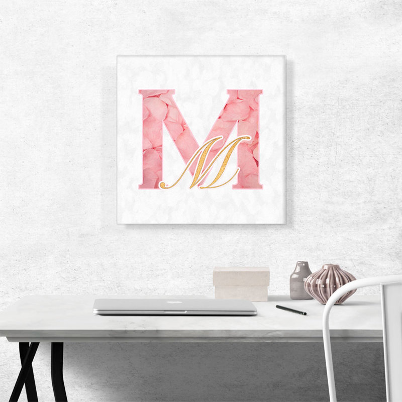 «Chic Chic Gold Gold Alphabet», lettre M - Reproduction d'art textuel sur toile tendue, H 18 po x l 18 po x P 0,75 po