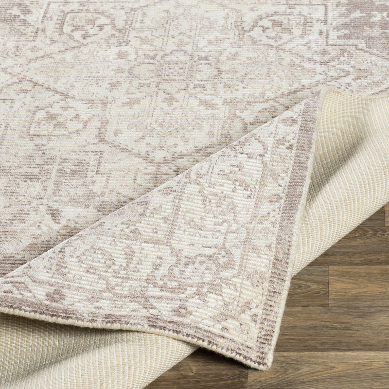 Bechtel Oriental Indoor Rug, Rectangle 5' x 7'6"