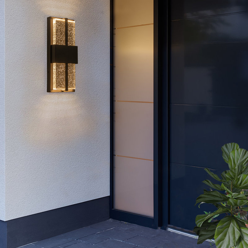 Fionnlagh LED Wall Light