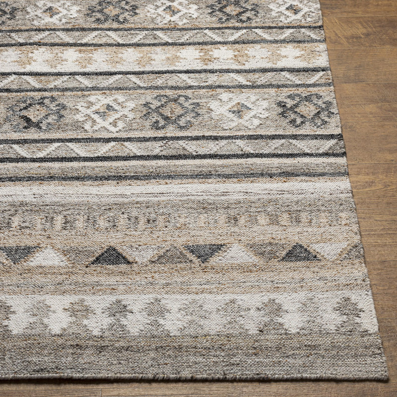 Jaden Southwestern Area Rug, Rectangle 5' x 7'6"