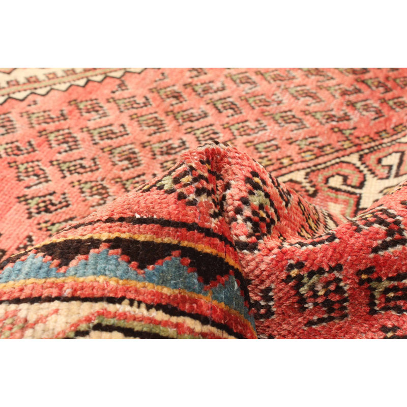 Tapis rouge Andelz 3 pi 1 po x 4 pi 9 po