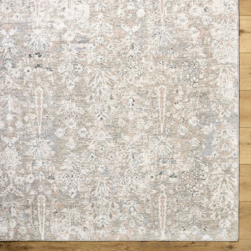 Arghira Traditional Machine Woven Area Rug, Round 5'3"
