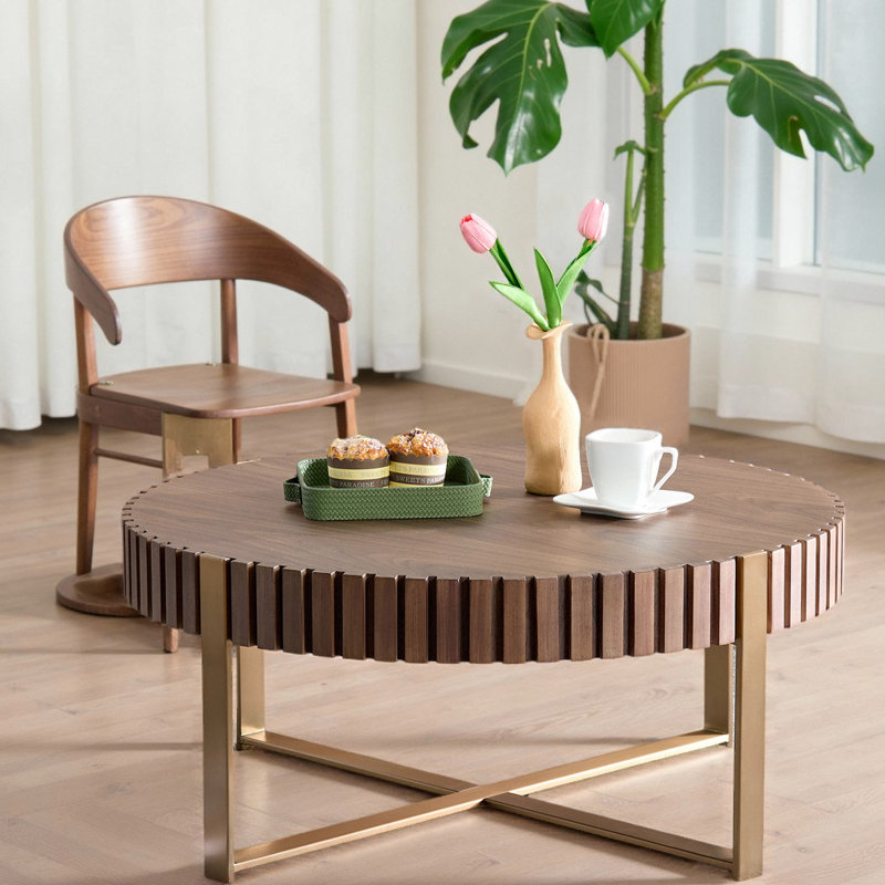 Table basse ronde de 31,5 po Handcraft, Noyer