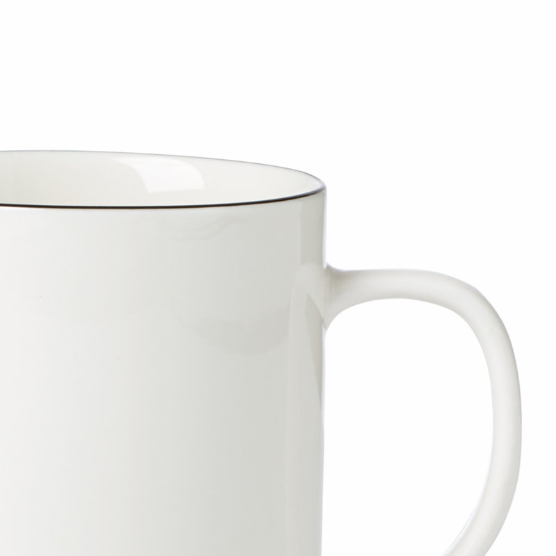 Ensemble de 4 grandes tasses noires Oneida, 24 pièces