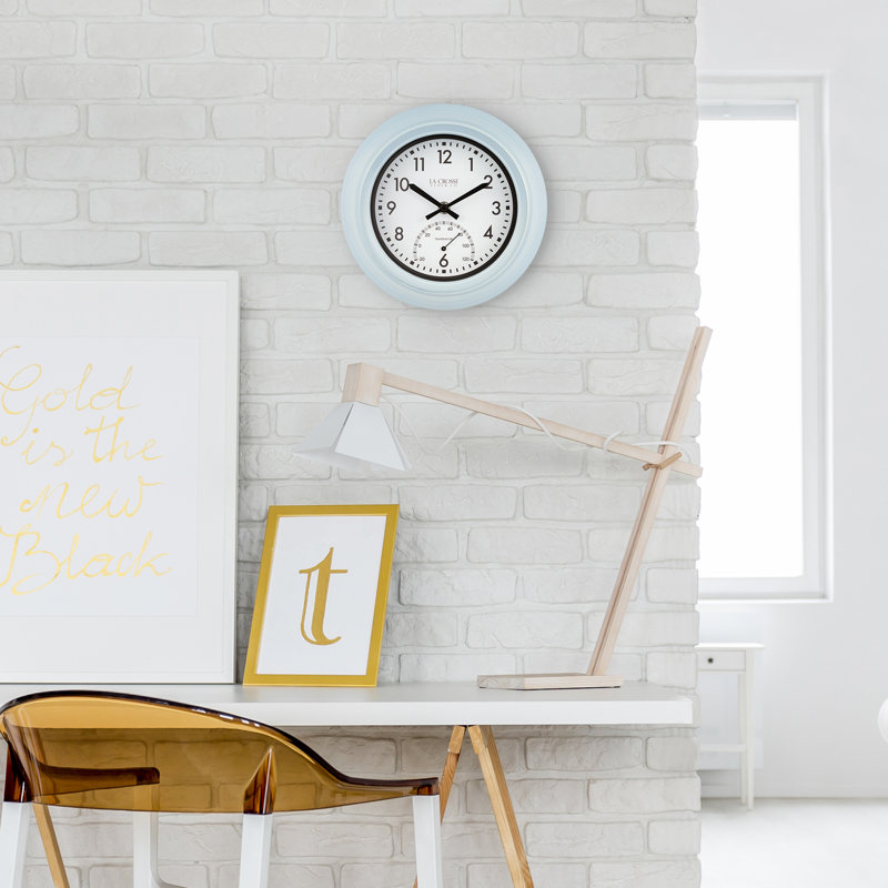Horloge à quartz 9 po, Bleu pâle