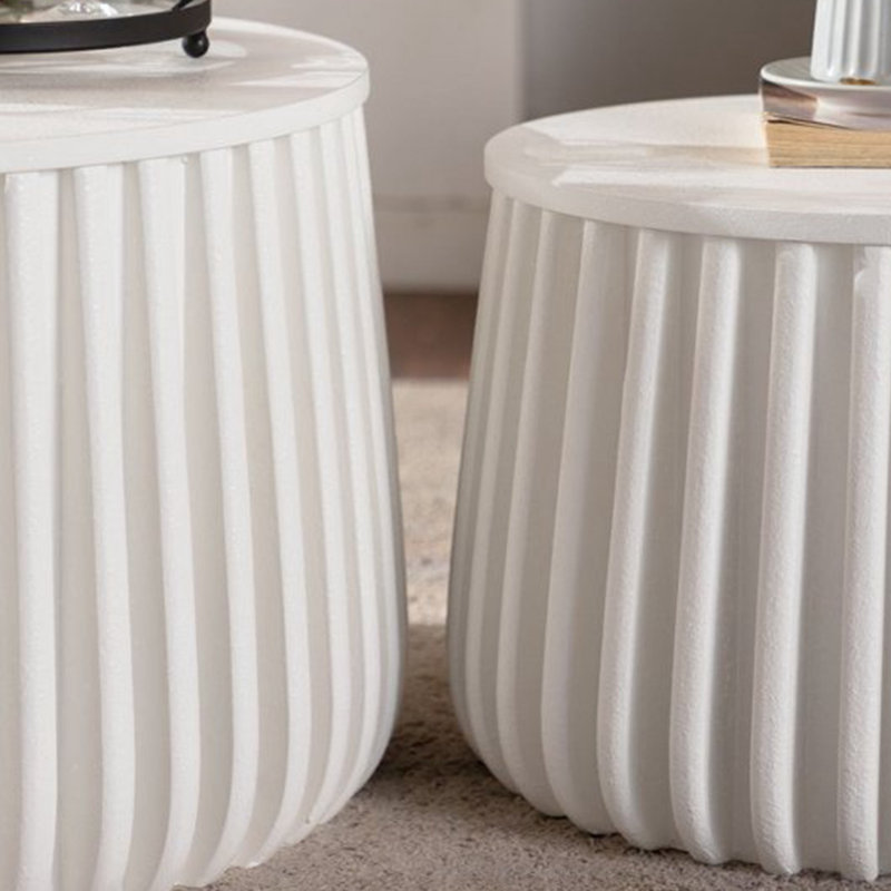 Table de rangement ronde blanche avec couvercle amovible