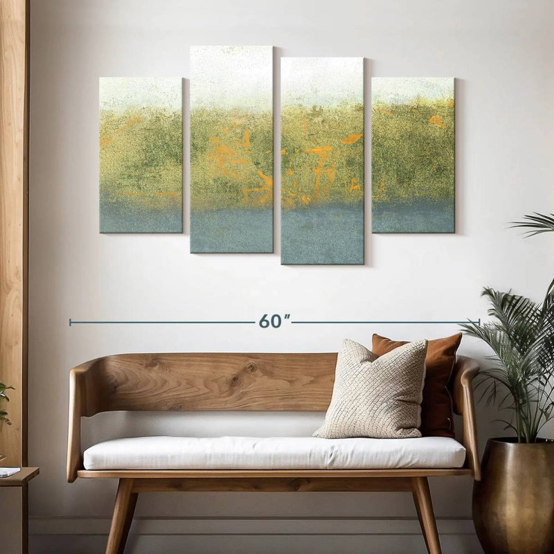 Avery Centerpiece, 32" H x 52" W