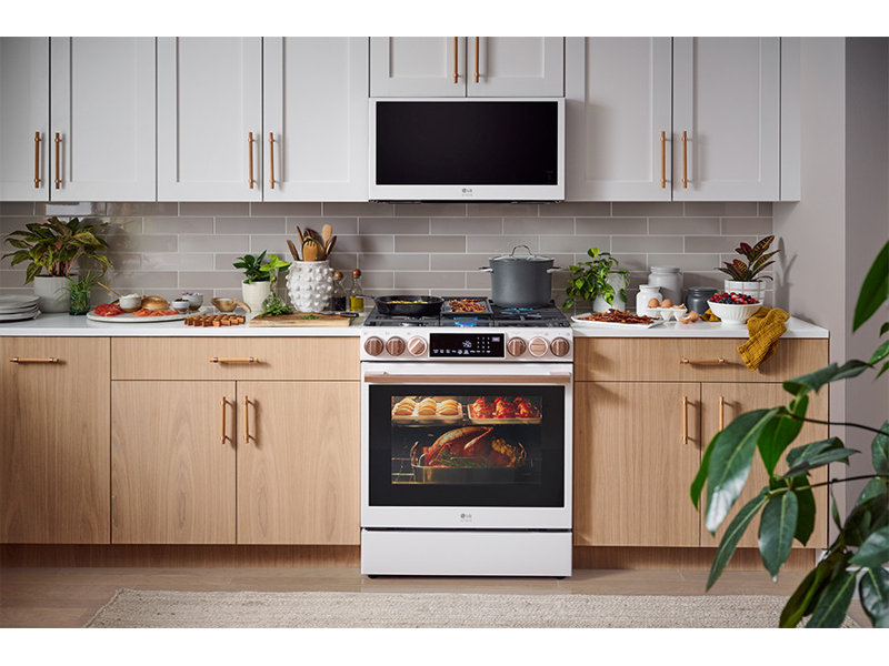 30" 6.3 cu. ft. Smart Slide-in Natural Gas Range with Convection Oven, Stainless Steel