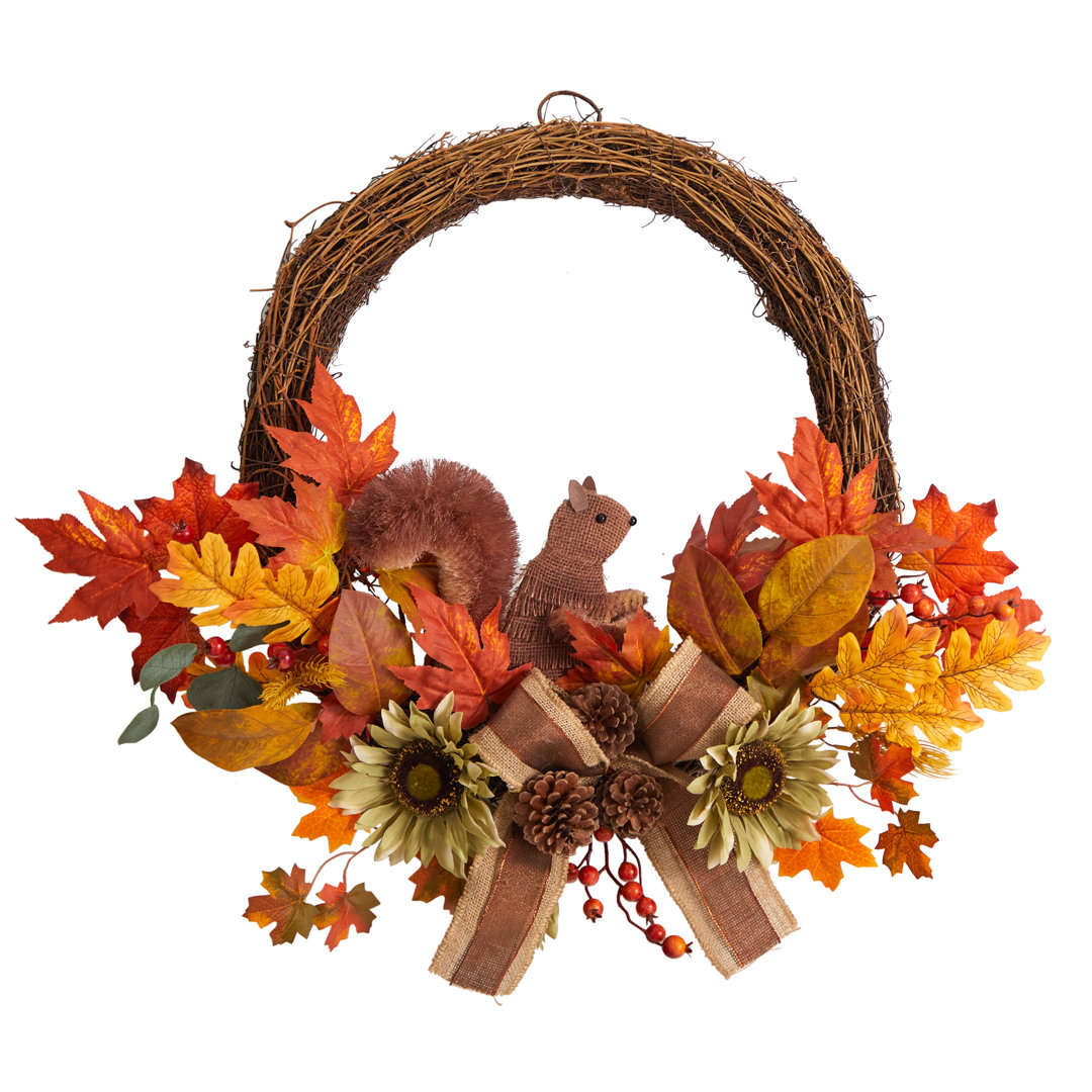 Faux Mixed Assortment 26'' Wreath Primrue