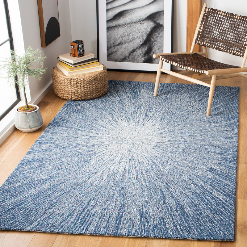 Blue and White Handmade Wool Tufted Area Rug 4' x 6'