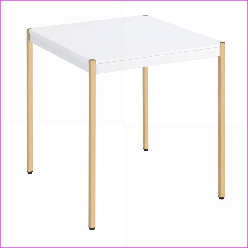 Table basse carrée blanche et dorée pour le salon, plateau de table spacieux avec pieds en métal modernes