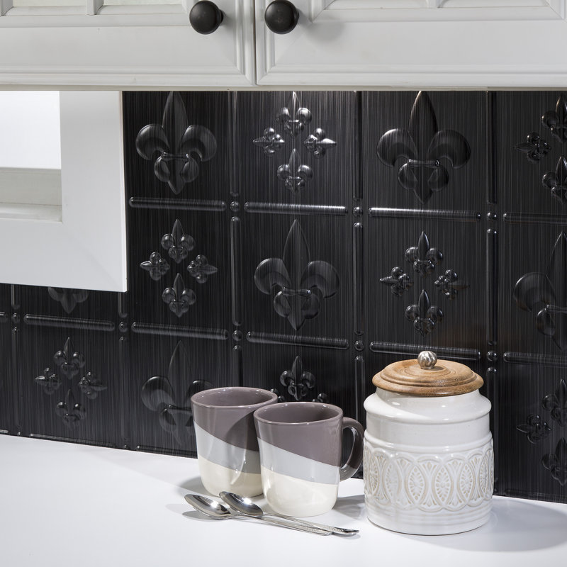 Ensemble de dosseret décoratif en vinyle FASÄDE Fleur de Lis 15 pieds carrés, Onyx brossé