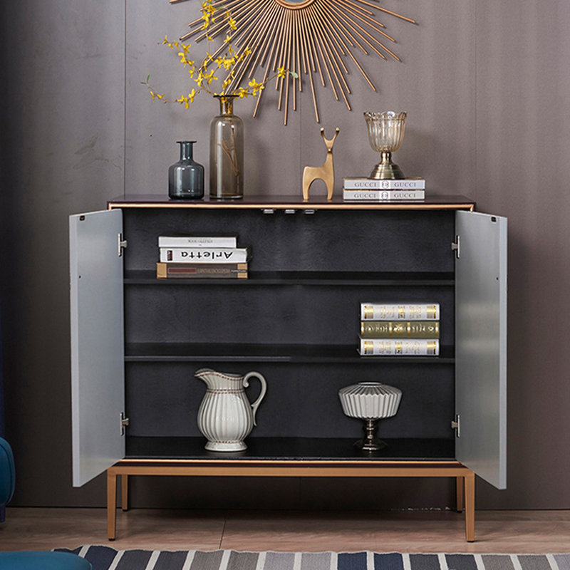 Shoe cabinet