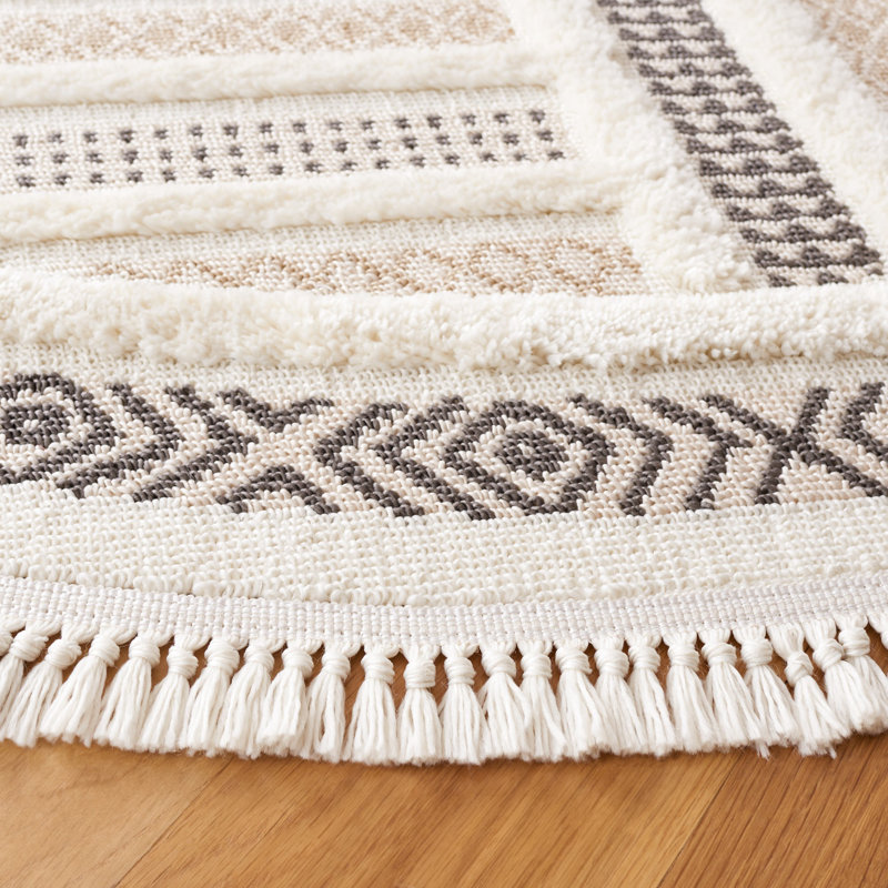 Urban Performance Geometric Rug, Round 6'7"