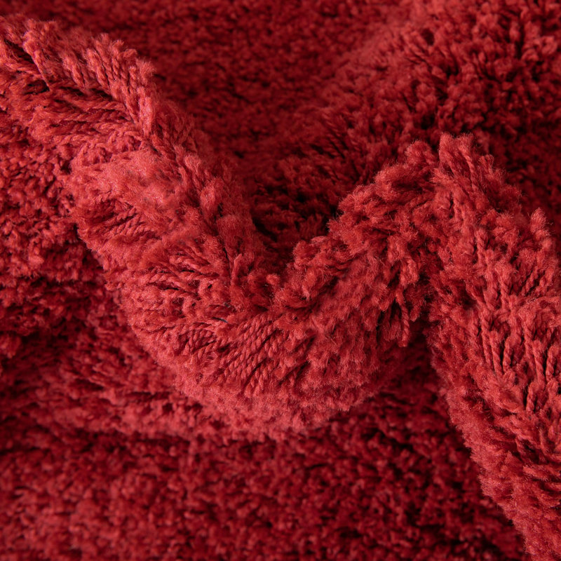 Tapis rouge cerise Berwaldt, Rectangle 3 pi 3 po x 5 pi 3 po