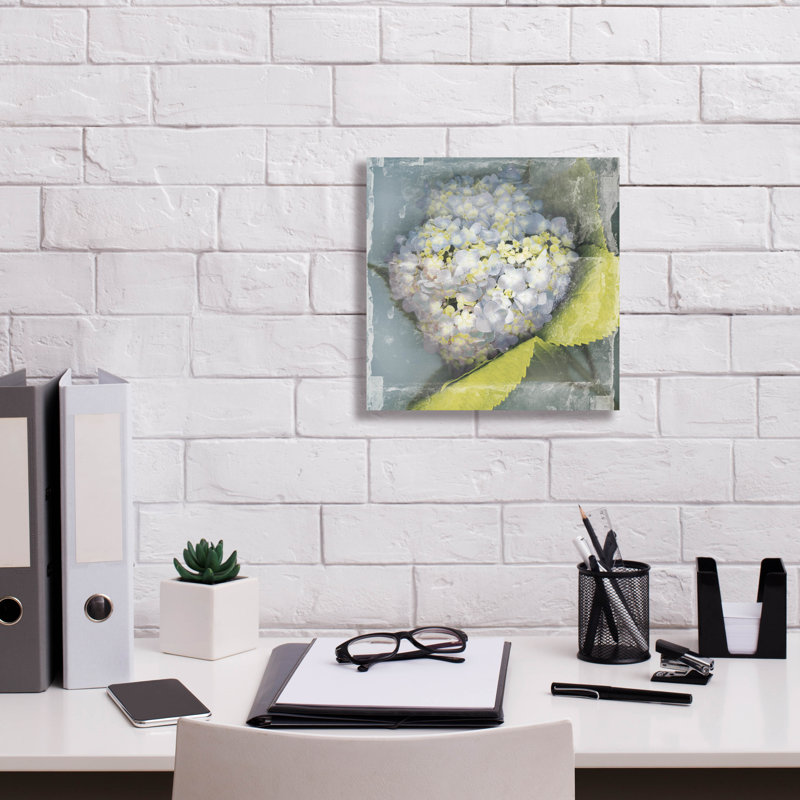  'Antique Bloom' by Erin Clark Canvas Wall Art, 18" x 18", H 12 po x l 12 po x P 0,75 po