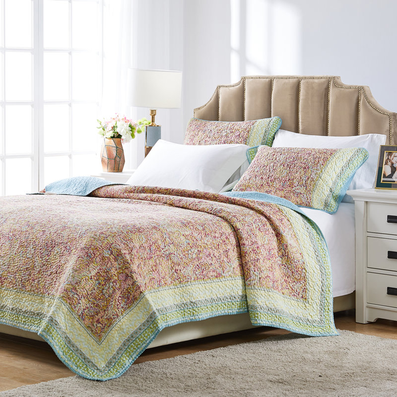 Full Blue Reversible Microfiber Quilt Set with Trim