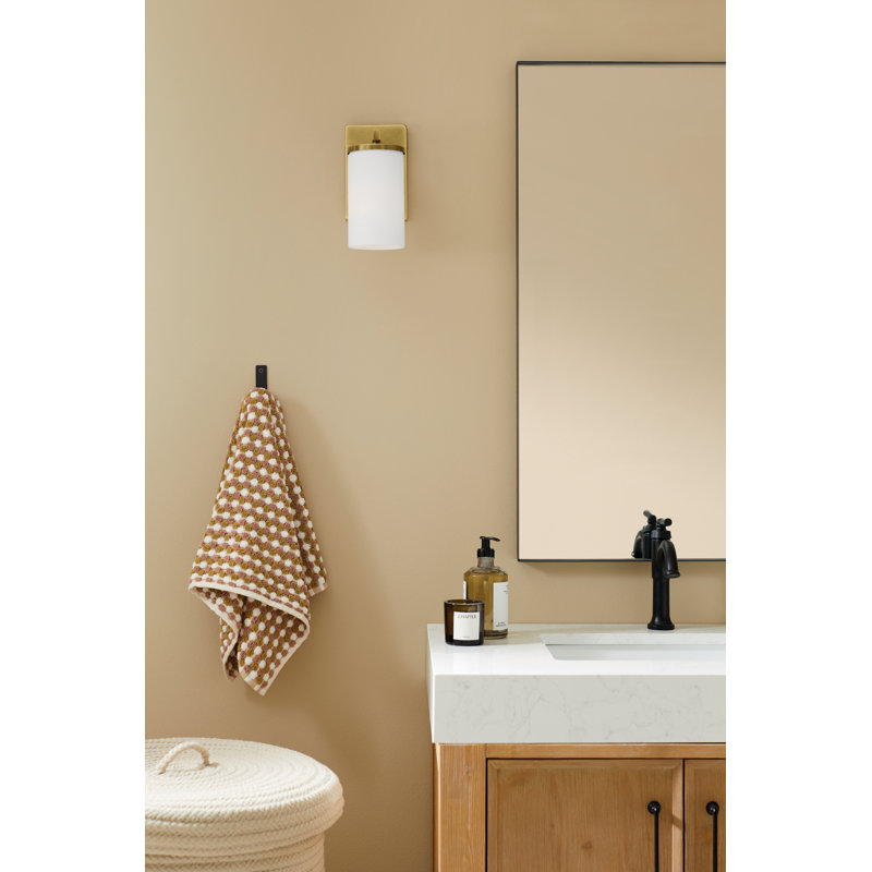 4.5" 1-Light Wall Sconce, Brass