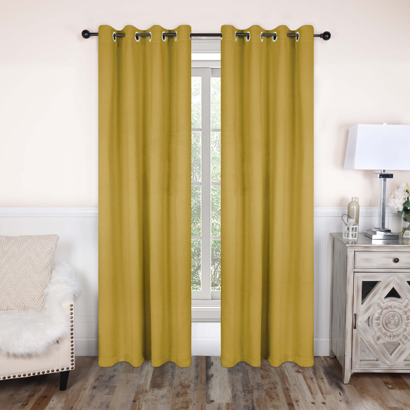 Paire de rideaux obscurcissant avec œillets Millendon, L 52 po x L 84 po, Jaune et moutarde