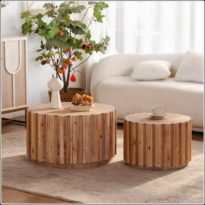 Ensemble de 2 tables basses gigognes rondes 19,7 "+ 27,5", tables d'appoint en bois de noyer avec lattes verticales, tables d'appoint rustiques de style campagnard pour le salon