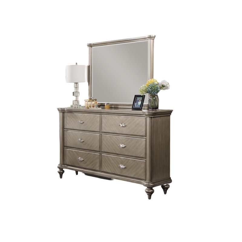 Commode de luxe avec finition argentée et champagne