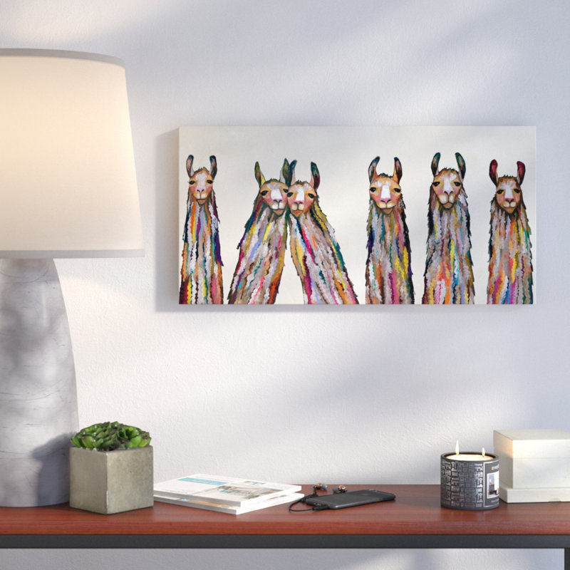 Six liamas sur crème par Eli Halpin - reproduction de photo sur toile, H 18 po x l 36 po, Toile tendue