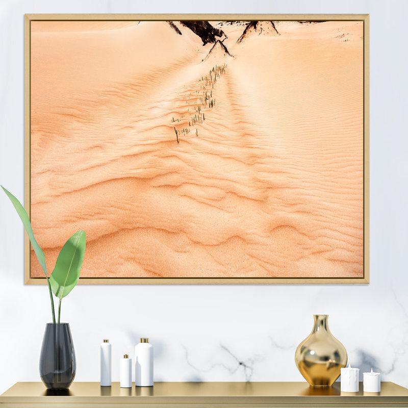 Rippled Sand In The Desert II - peinture sur toile, H 24 po x l 32 po, Toile avec cadre en érable