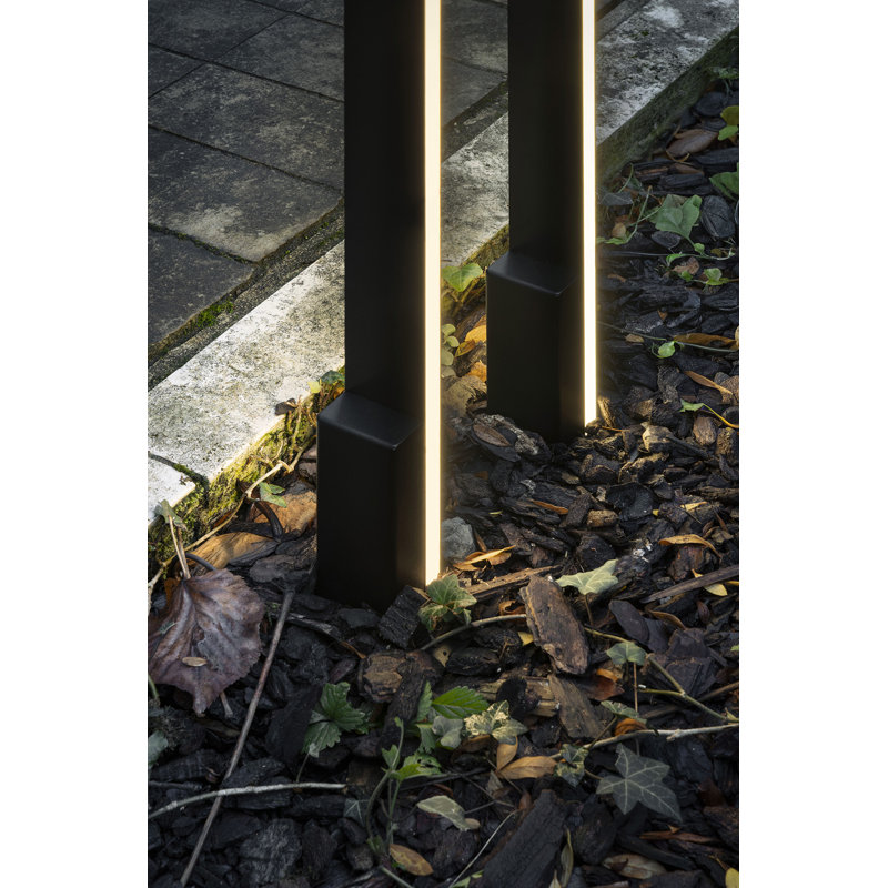 Fly Outdoor Floor Lamp, Black, 23.8" H x 4.7" W x 4.7" D, 8 W