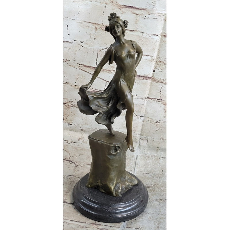 Figurines et sculptures