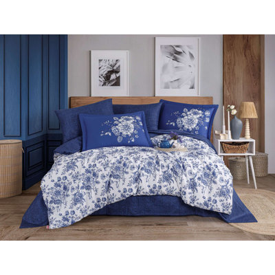 Exclusive Satin Quilt Cover Set
