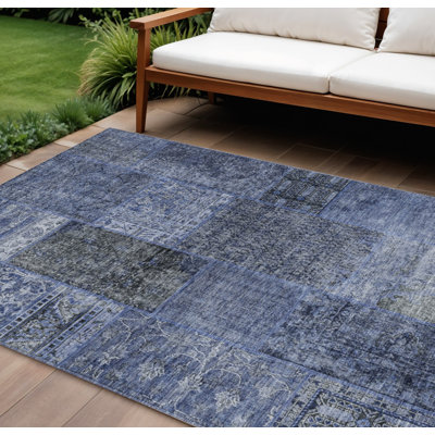 Tapis tissé à la machine HomeRoots